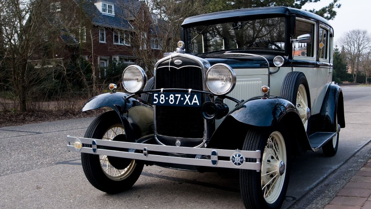 Ford model 18, flathead V8 1932-1934