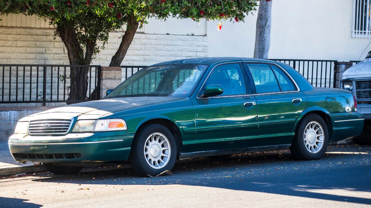 Ford Crown Victoria