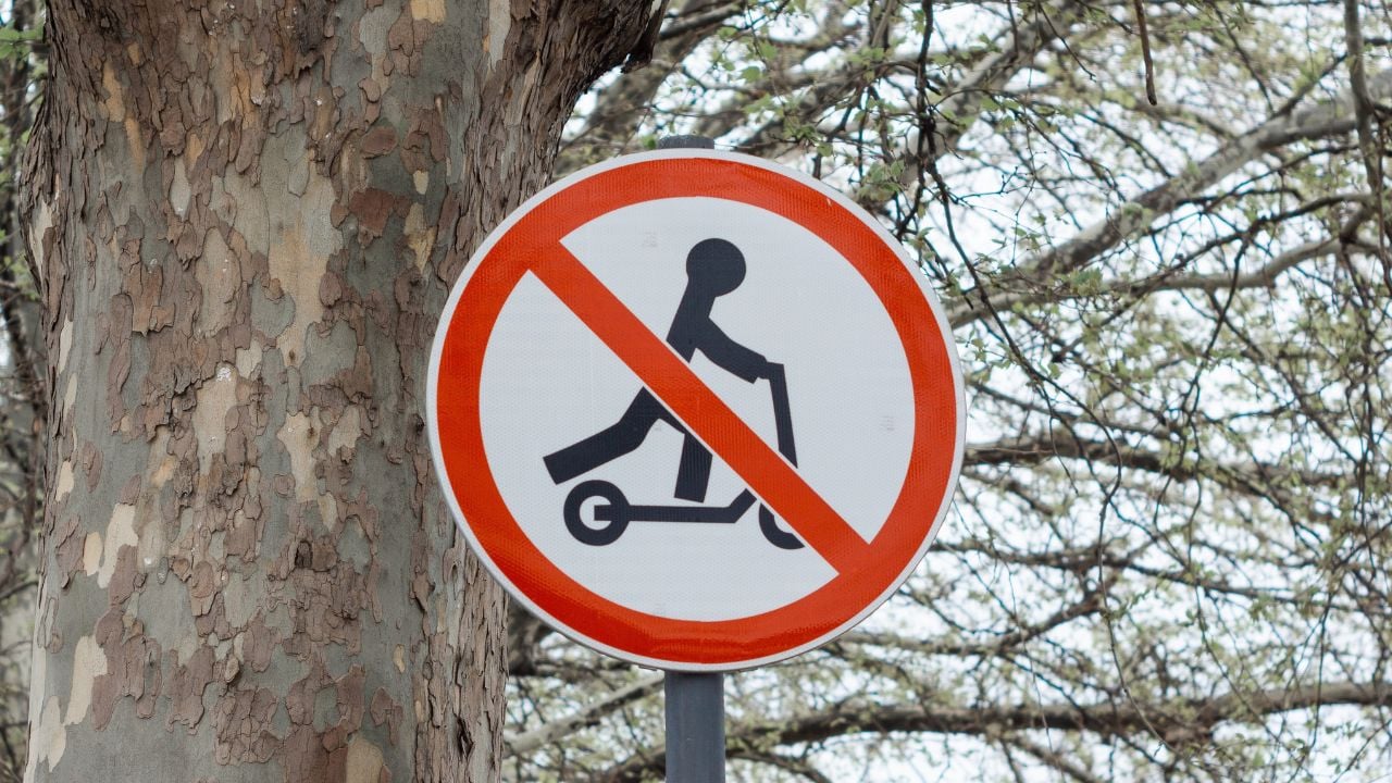 no scooter sign