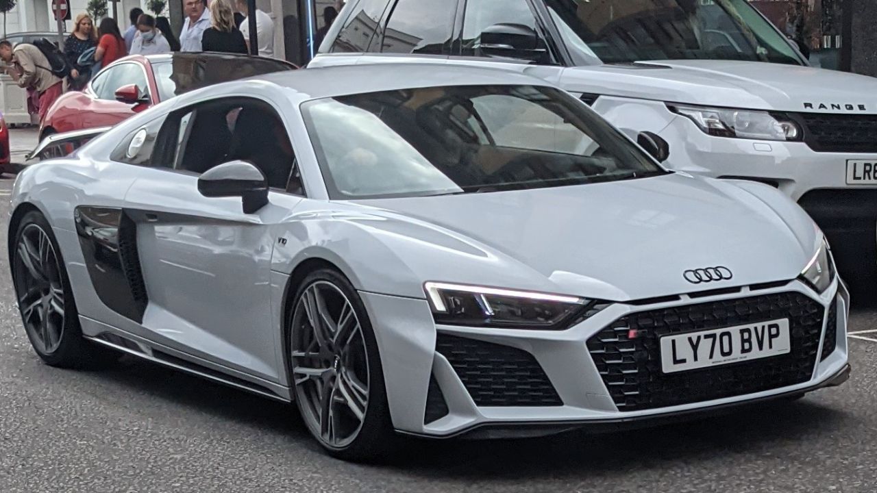 Audi R8