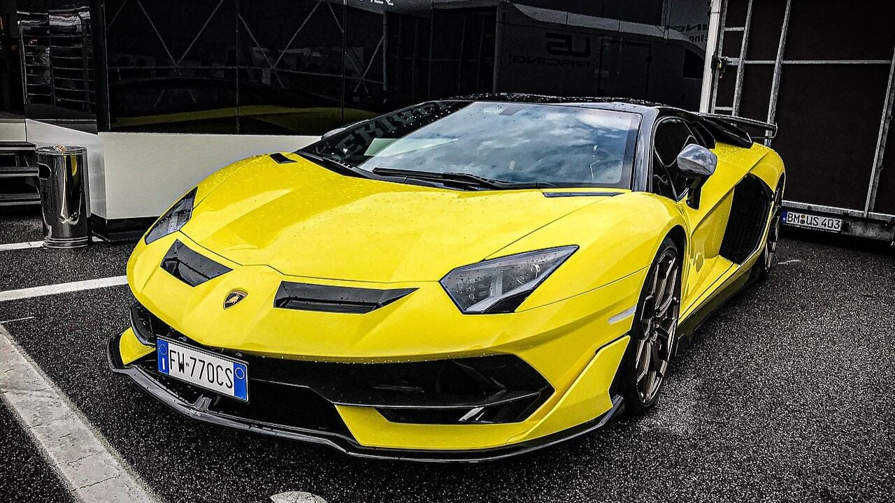 Lamborghini Aventador