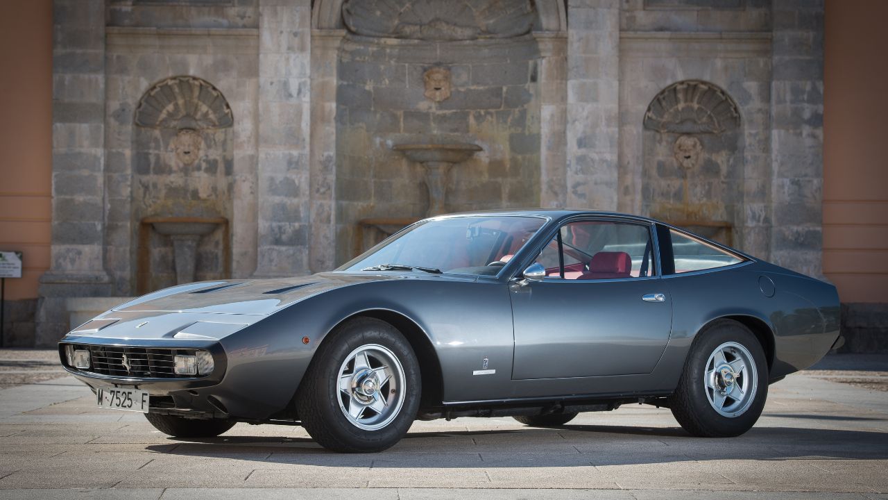 Ferrari 365 GTC/4