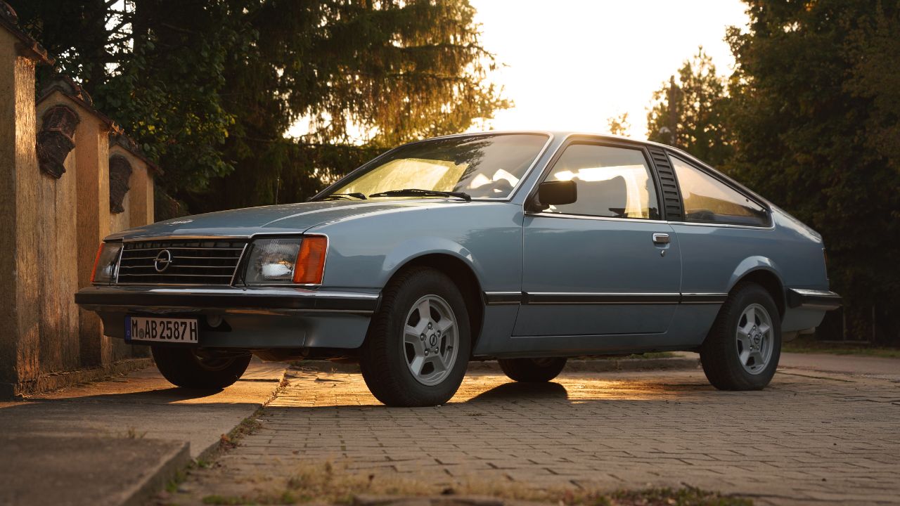 Opel Monza