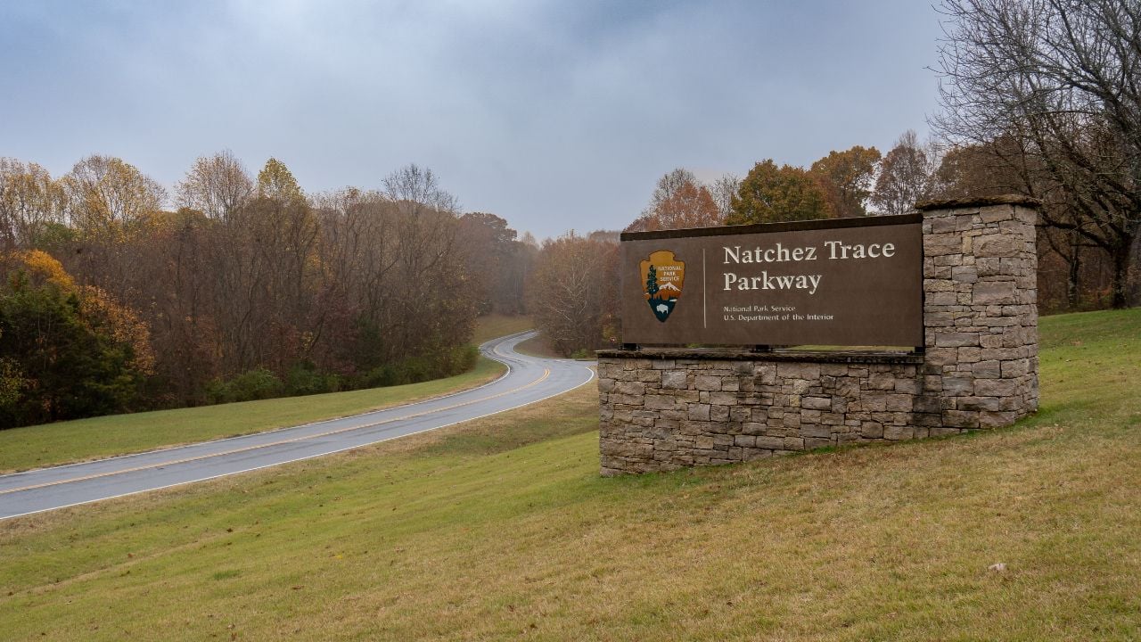 Natchez Trace Parkway, Mississippi to Tennessee