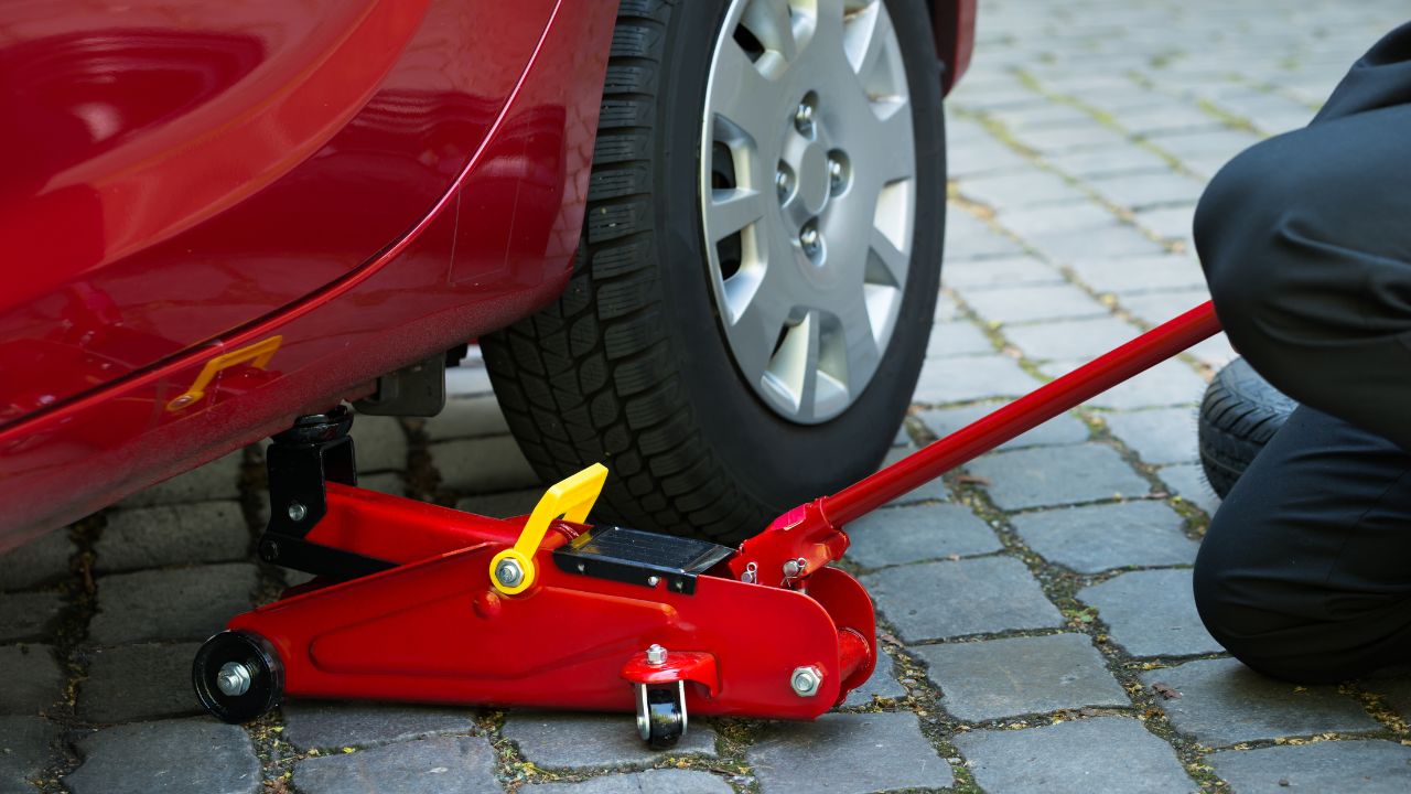 Hydraulic Floor Jack