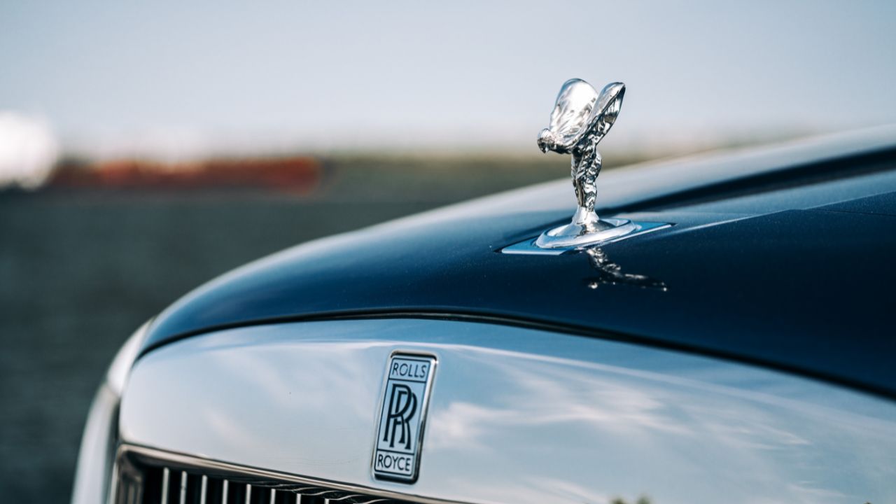 Rolls-Royce "Spirit of Ecstasy"