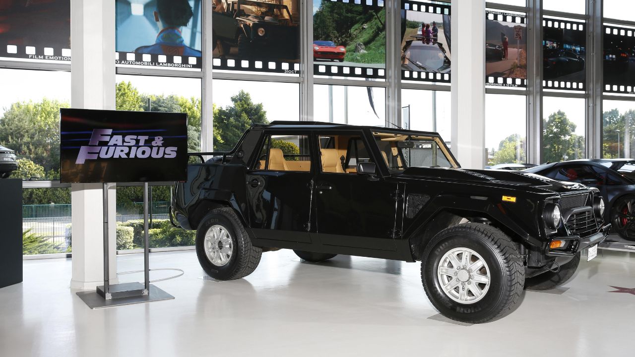 Lamborghini LM002