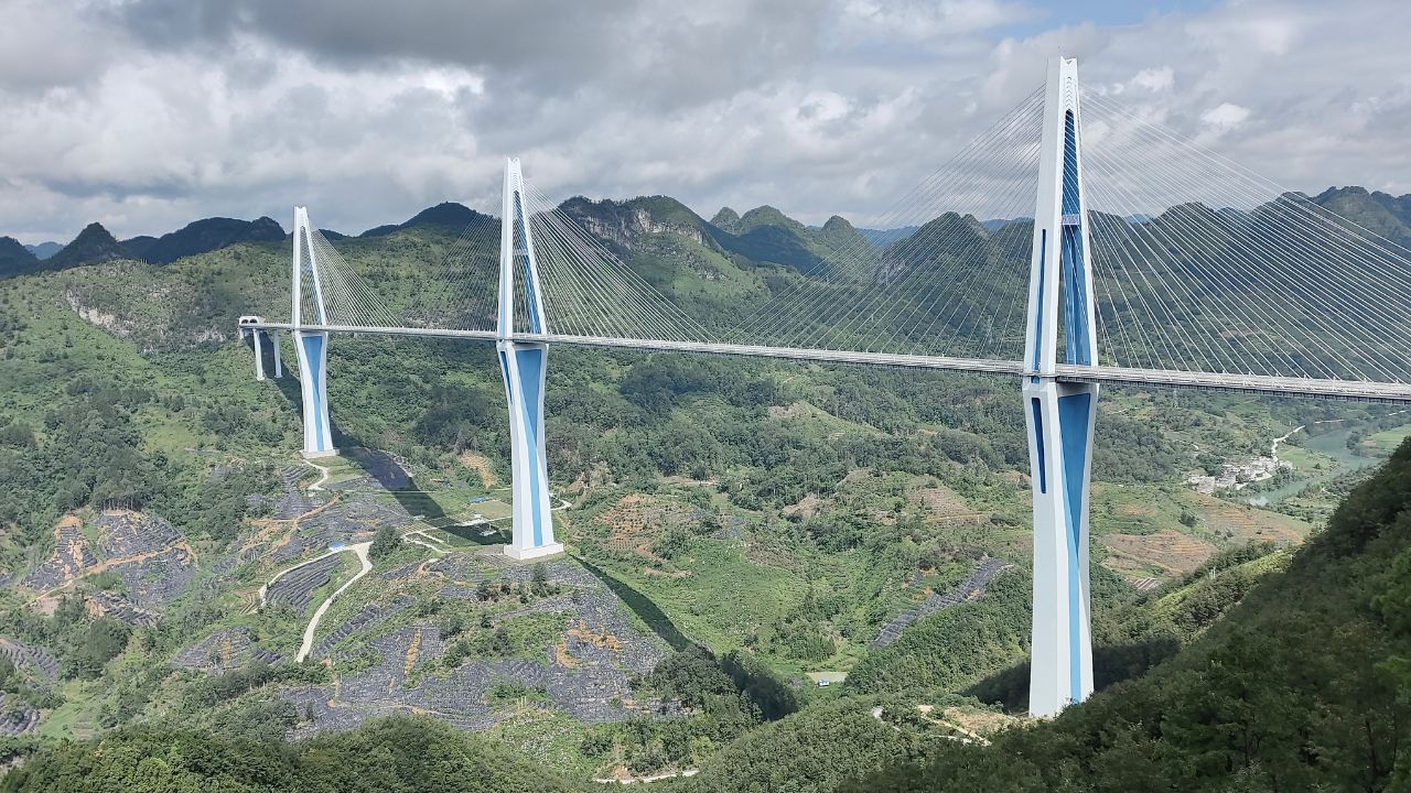 Pingtang Bridge Guizhou, China