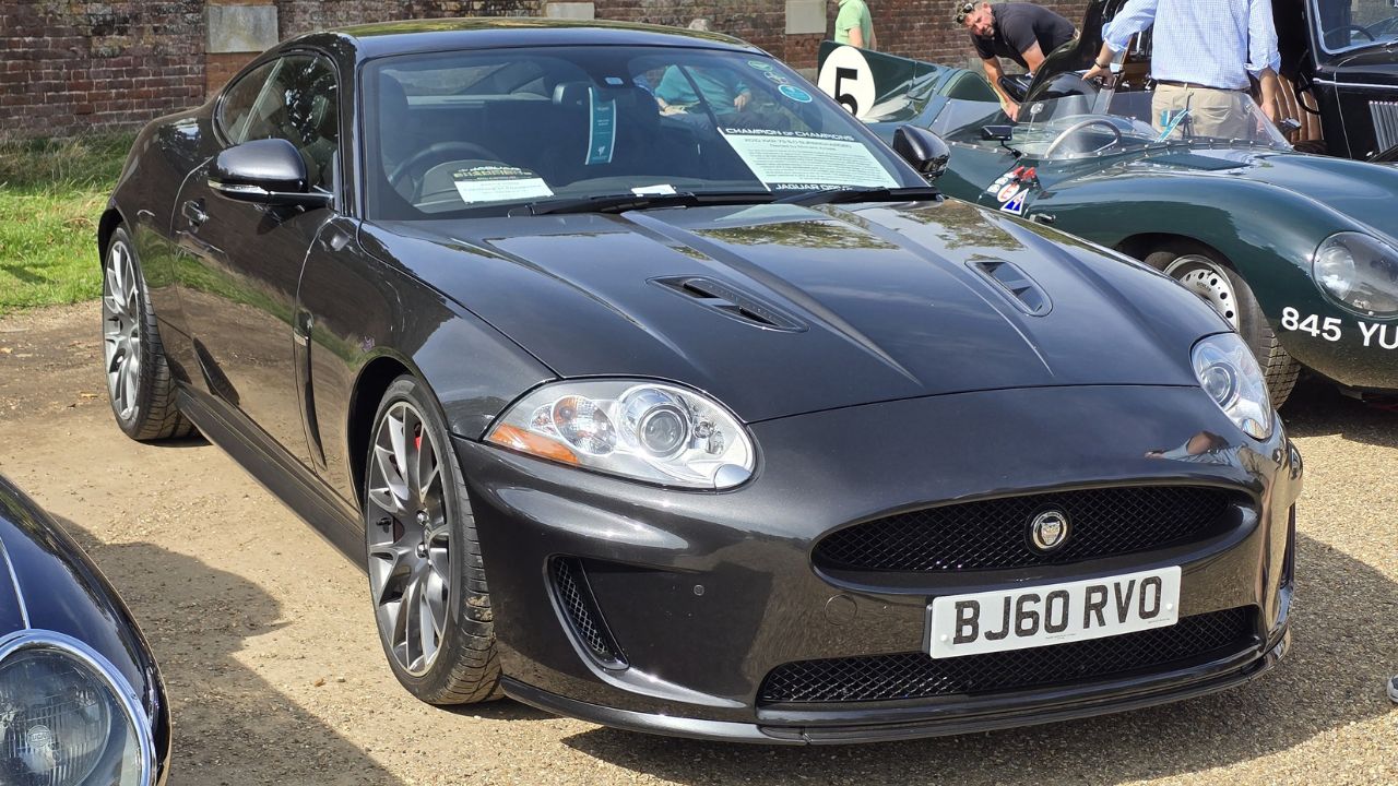 Jaguar XKR