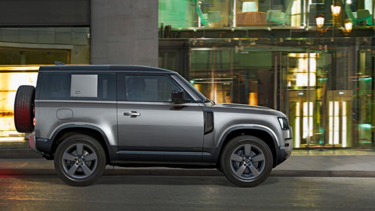Land Rover Defender 90