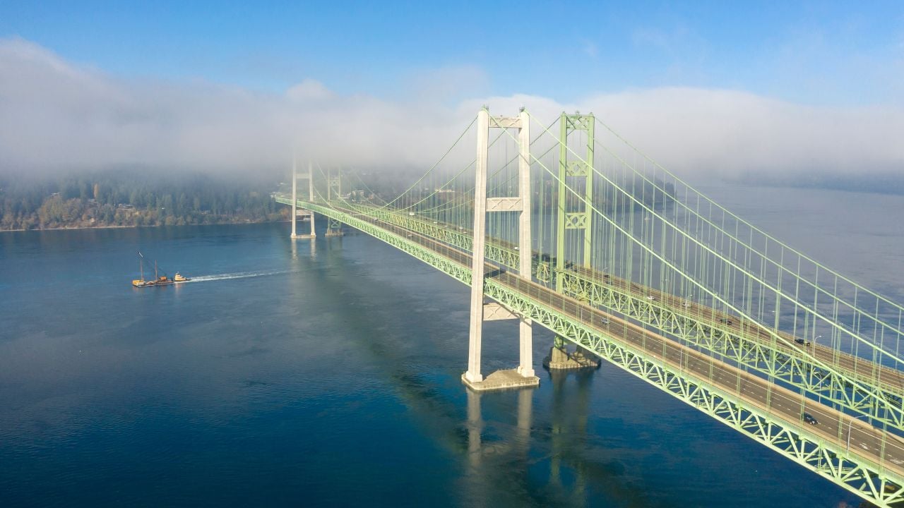 Tacoma Narrows Bridge, Washington