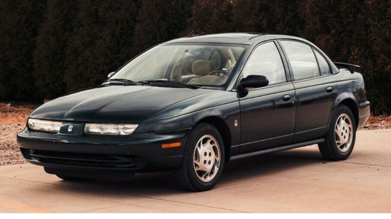 Saturn SL