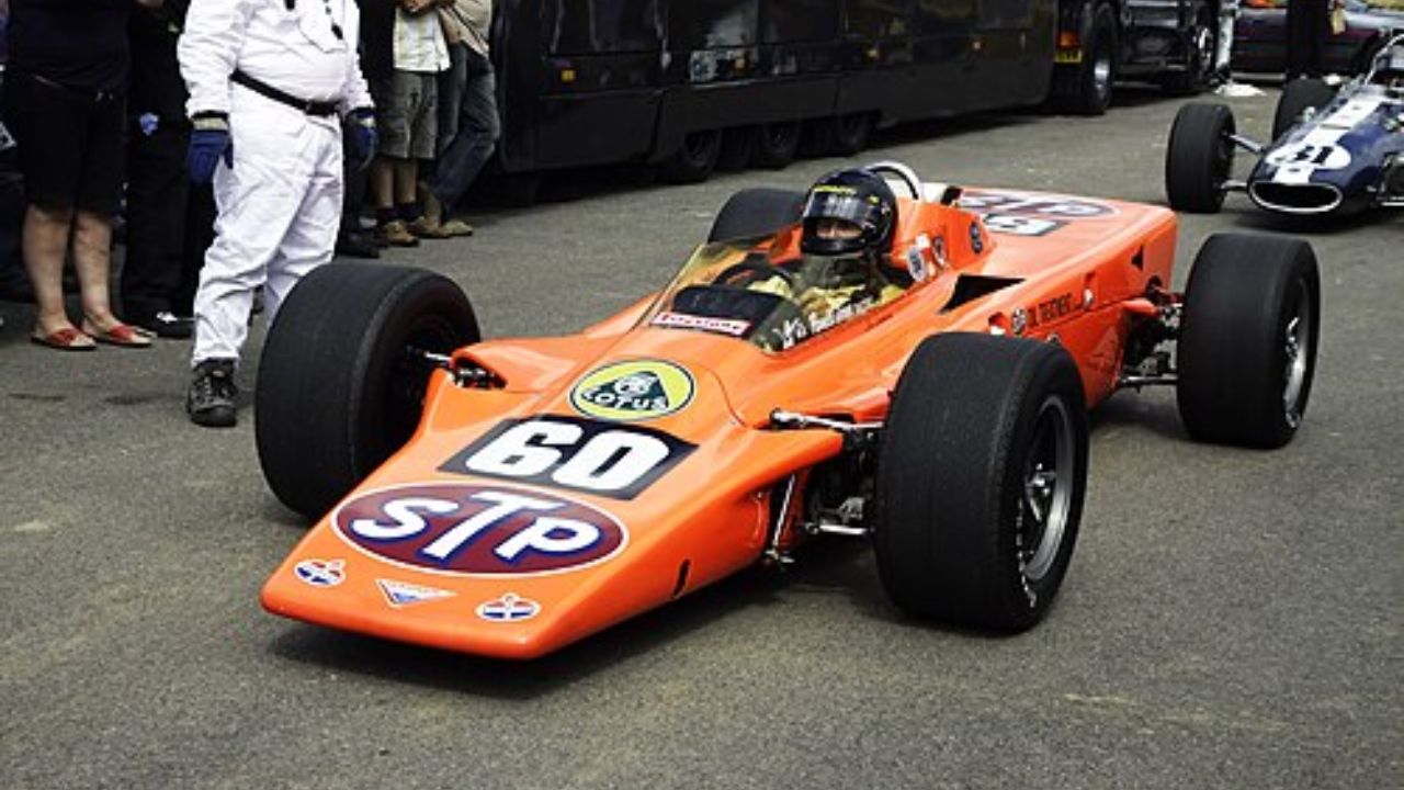 Lotus 56