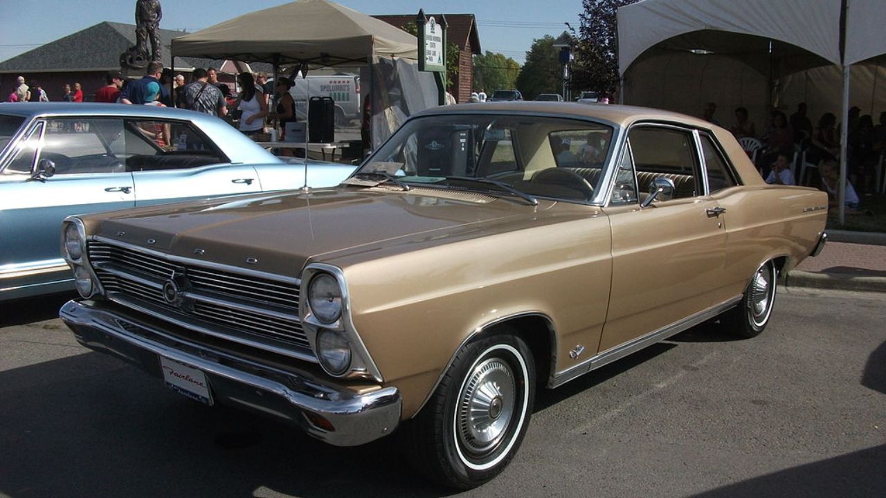 Ford Fairlane GT