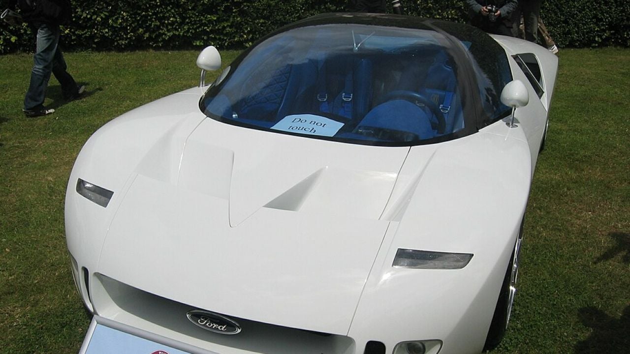 Ford GT 90