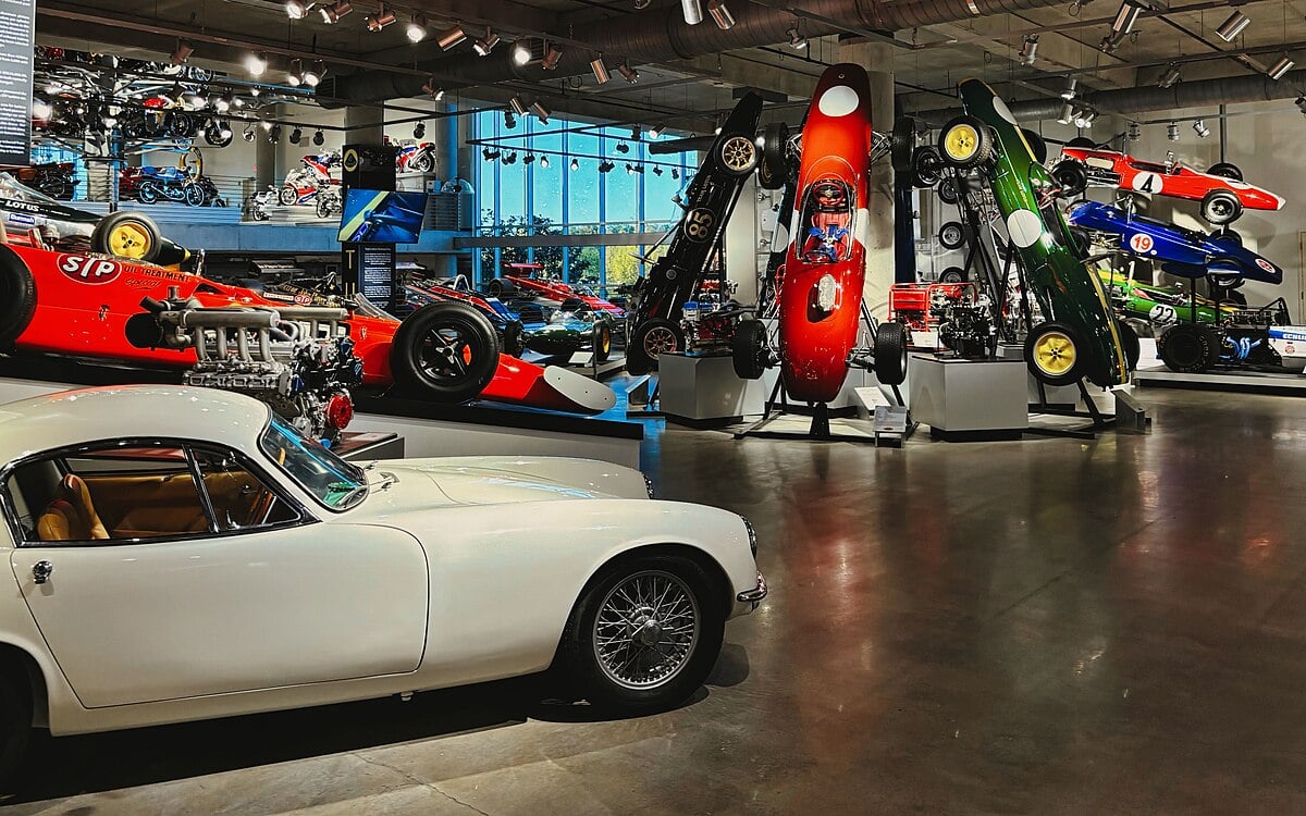 barber vintage car museum