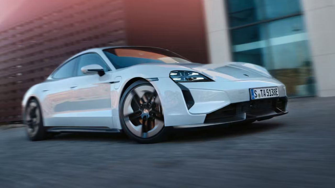 Porsche Taycan 2025