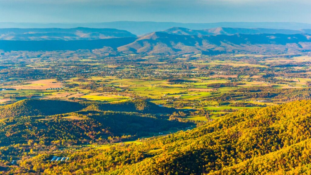 Autumn color in the Shenandoah Valley, seen from Hawksbill Mount