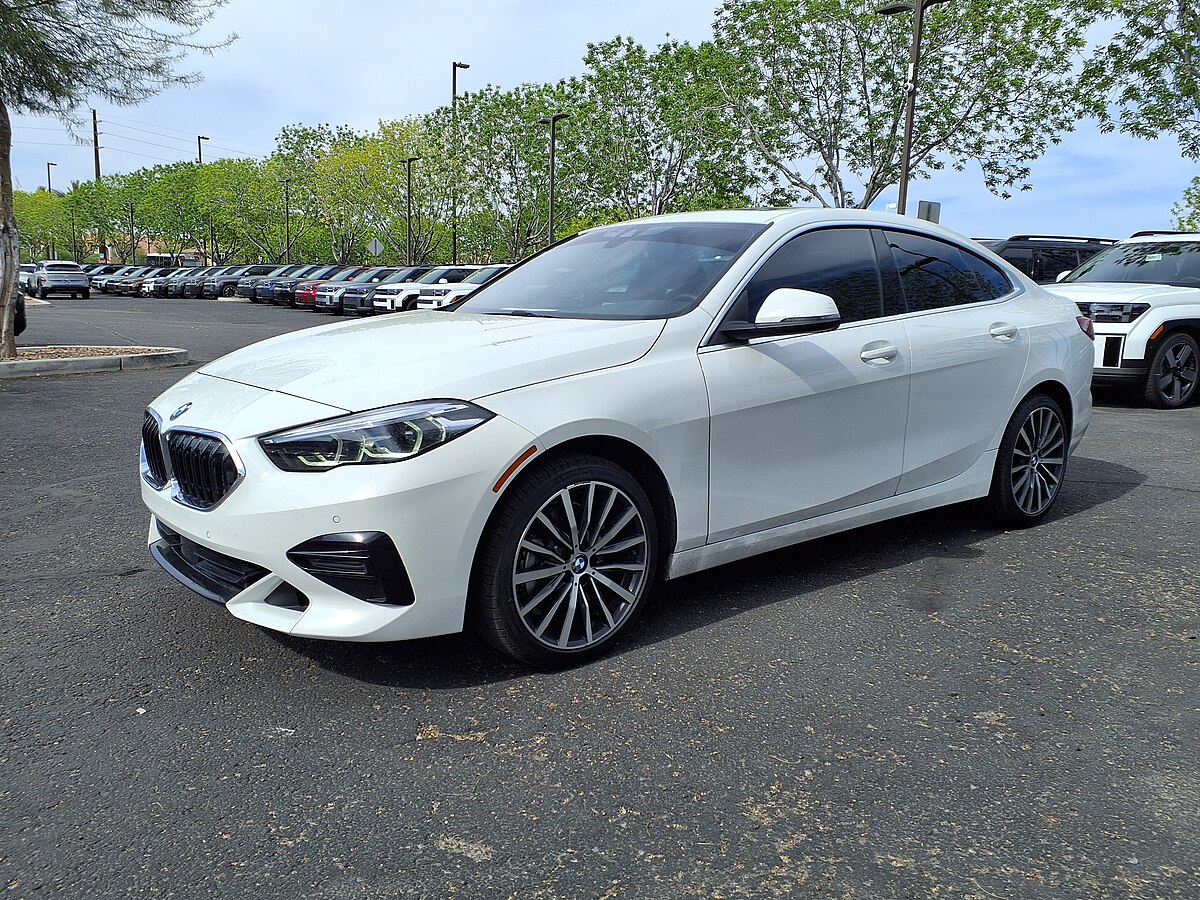 BMW 228i