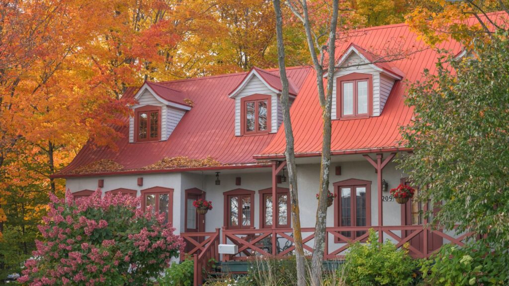 District 234, rue Phydime-Deschênes, Quebec city, Canada. Captured in the fall of 2022, this image showcases a quintessential rural home in Quebec City