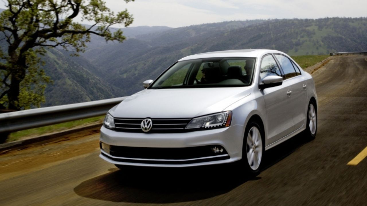 Volkswagen Jetta Mk6 (2011–2018) 2.0T