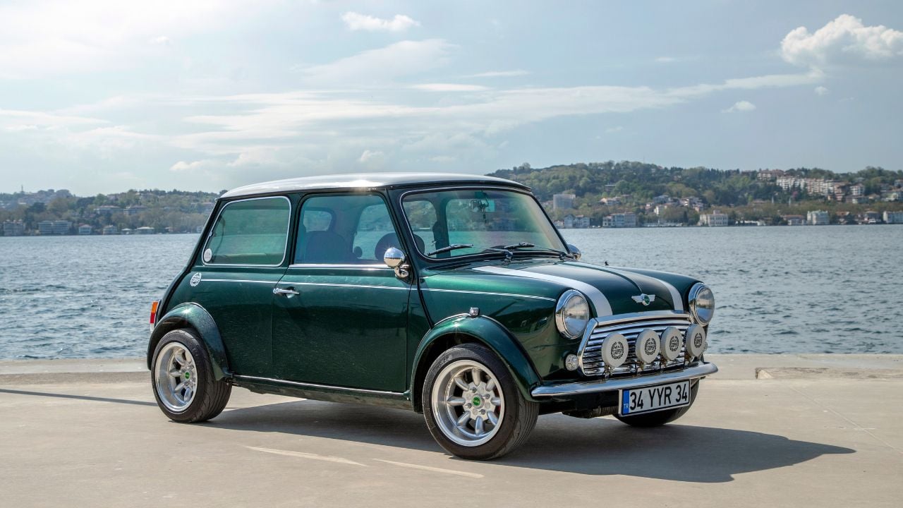Mini