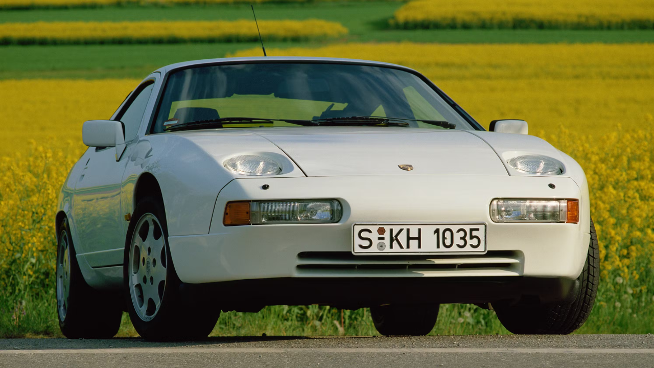 Porsche 928
