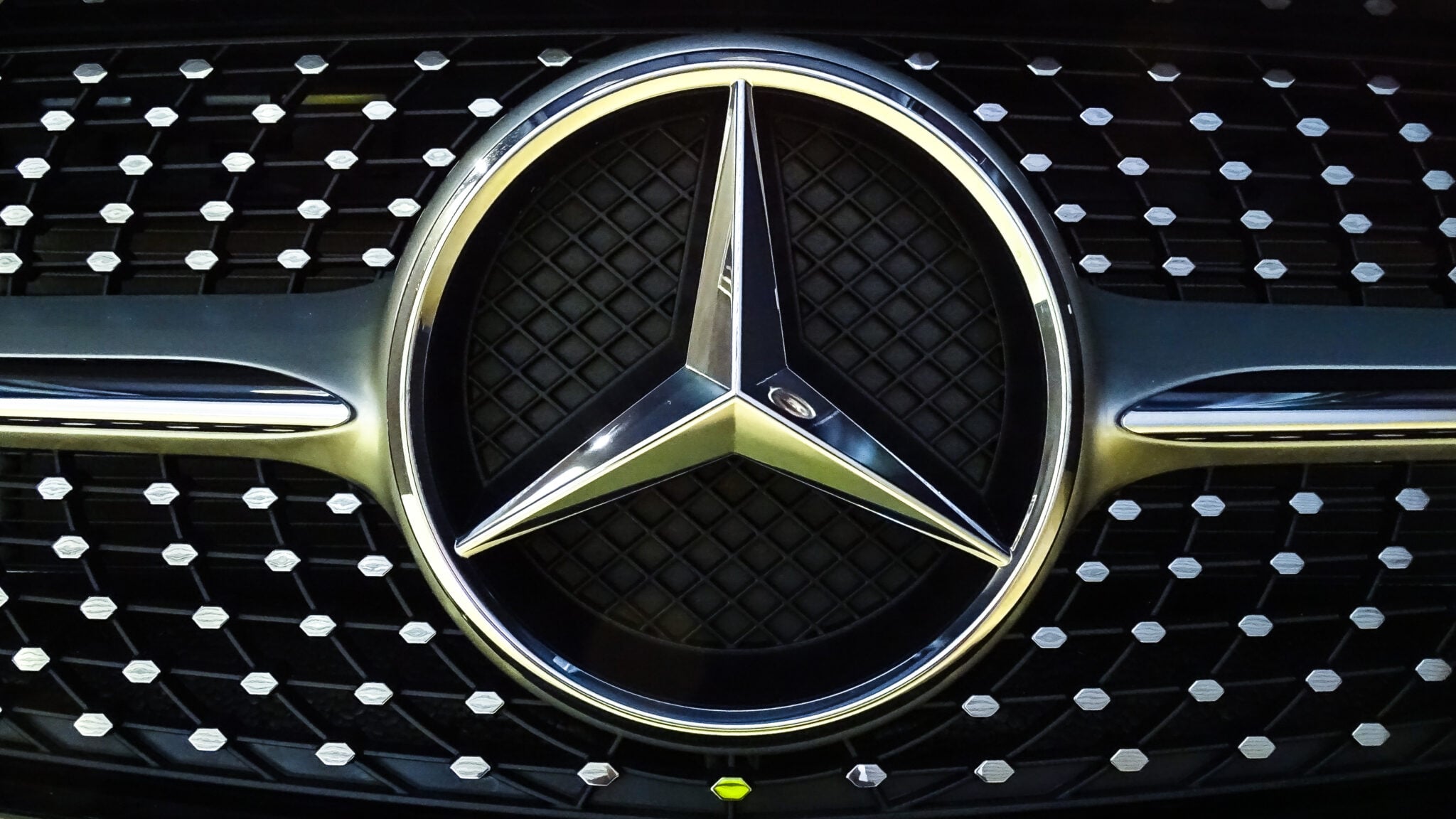 mercedes benz logo