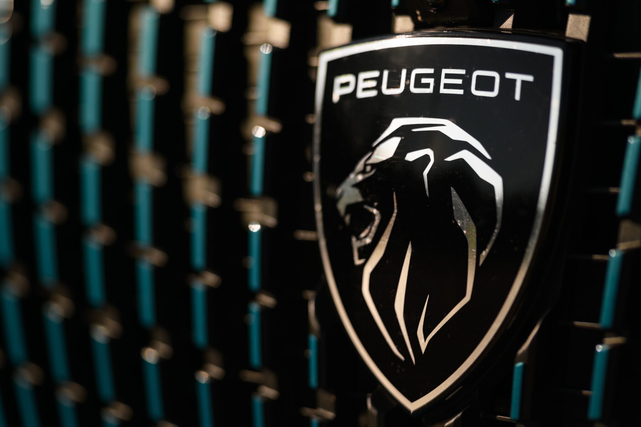 peugeot logo