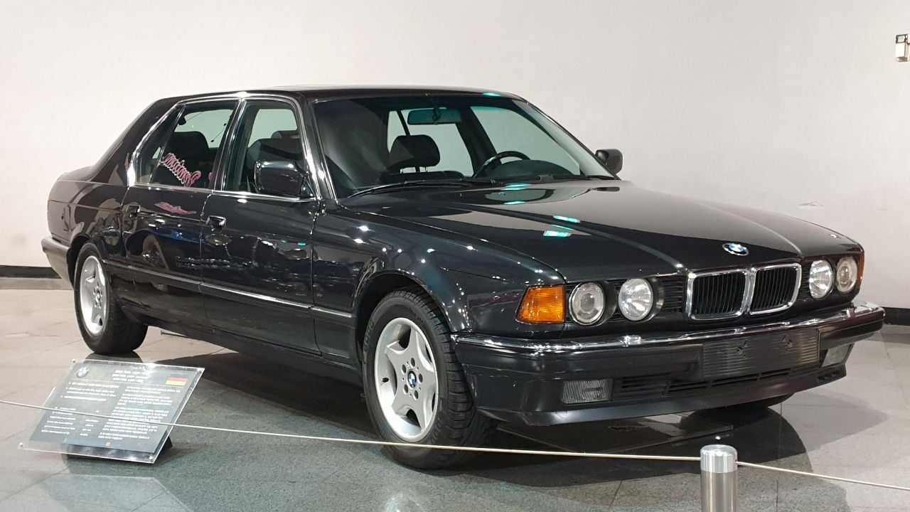 BMW E32 750iL