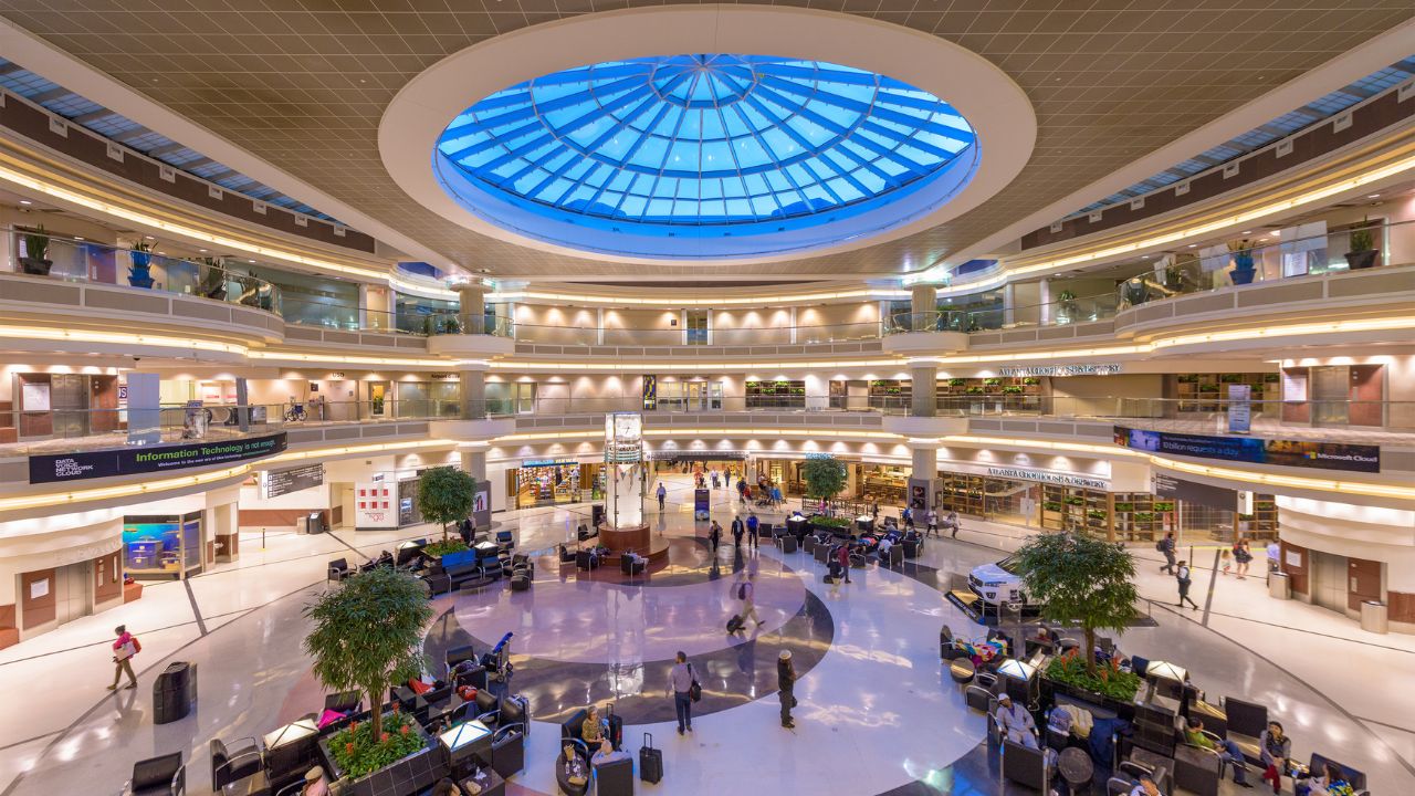 Main hall inside Hartsfield-Jackson Atlanta International Airport