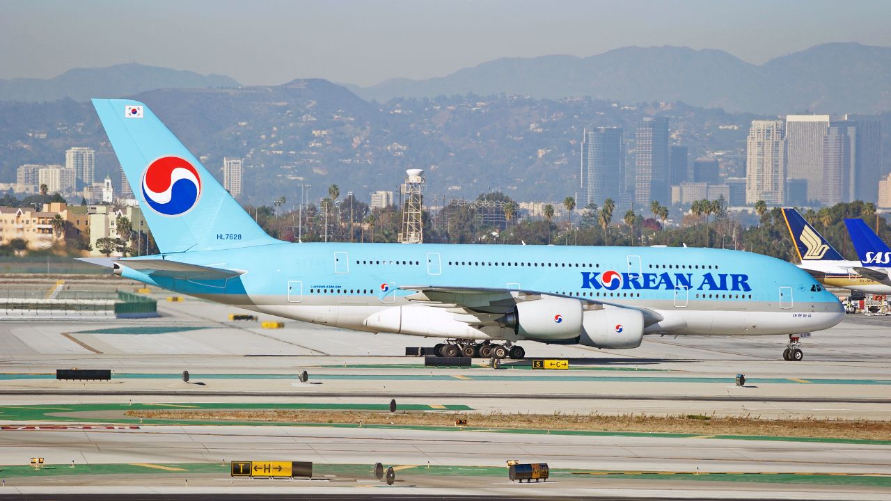 Airliner taxiing at Los Angeles International Airport