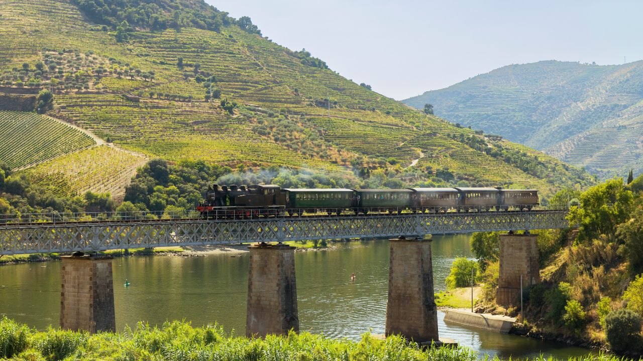 Douro Line, Portugal