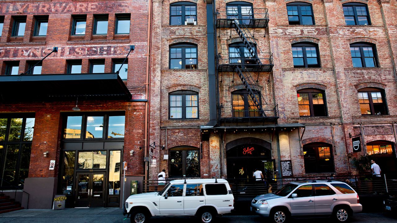 PORTLAND, OREGON - September 2017: Warehouses in the Pearl District of Portland
