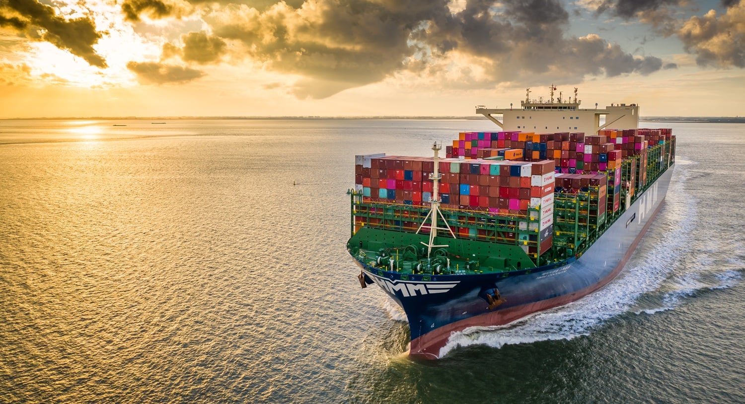 hmm container ship