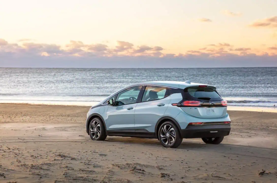why-do-we-still-need-hybrid-cars-Chevrolet-Bolt-ElectrifyNews1-1125x745-1