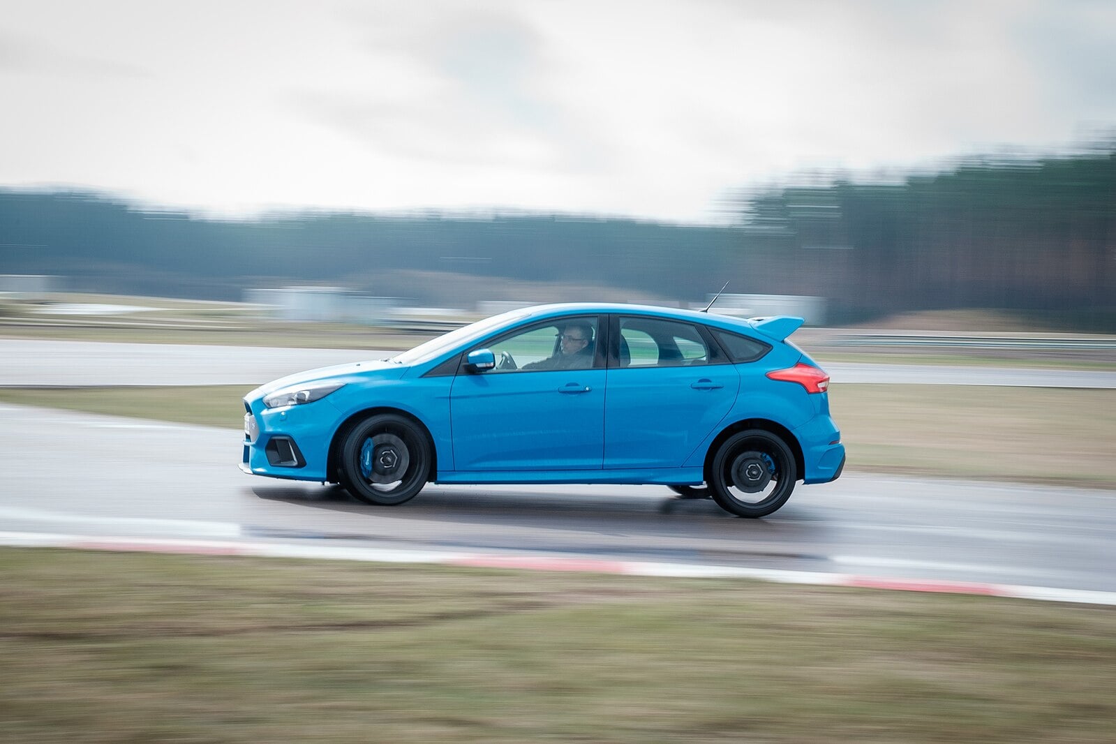 2016 ford focus rs