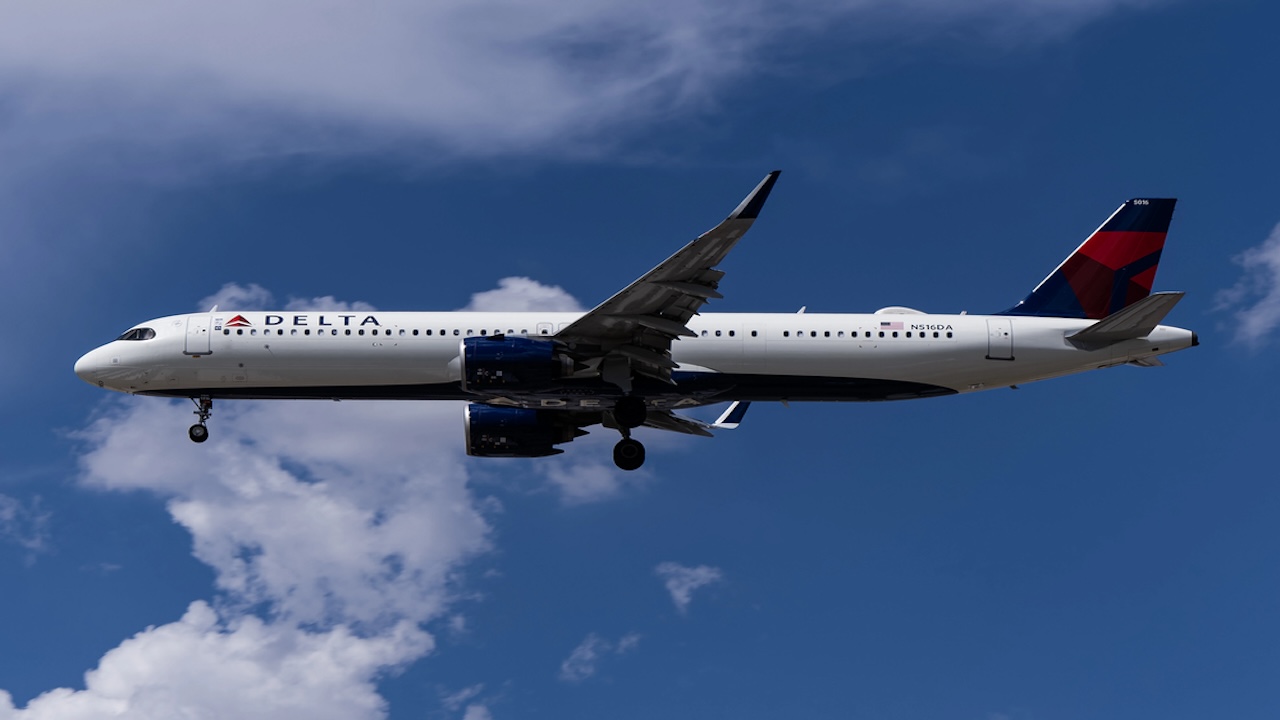 Delta Flying