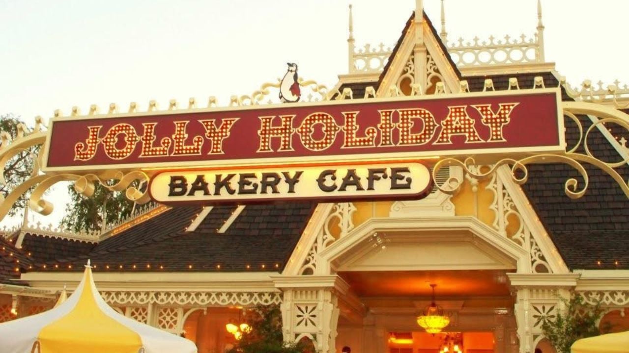 Disneyland Jolly Holiday Cafe