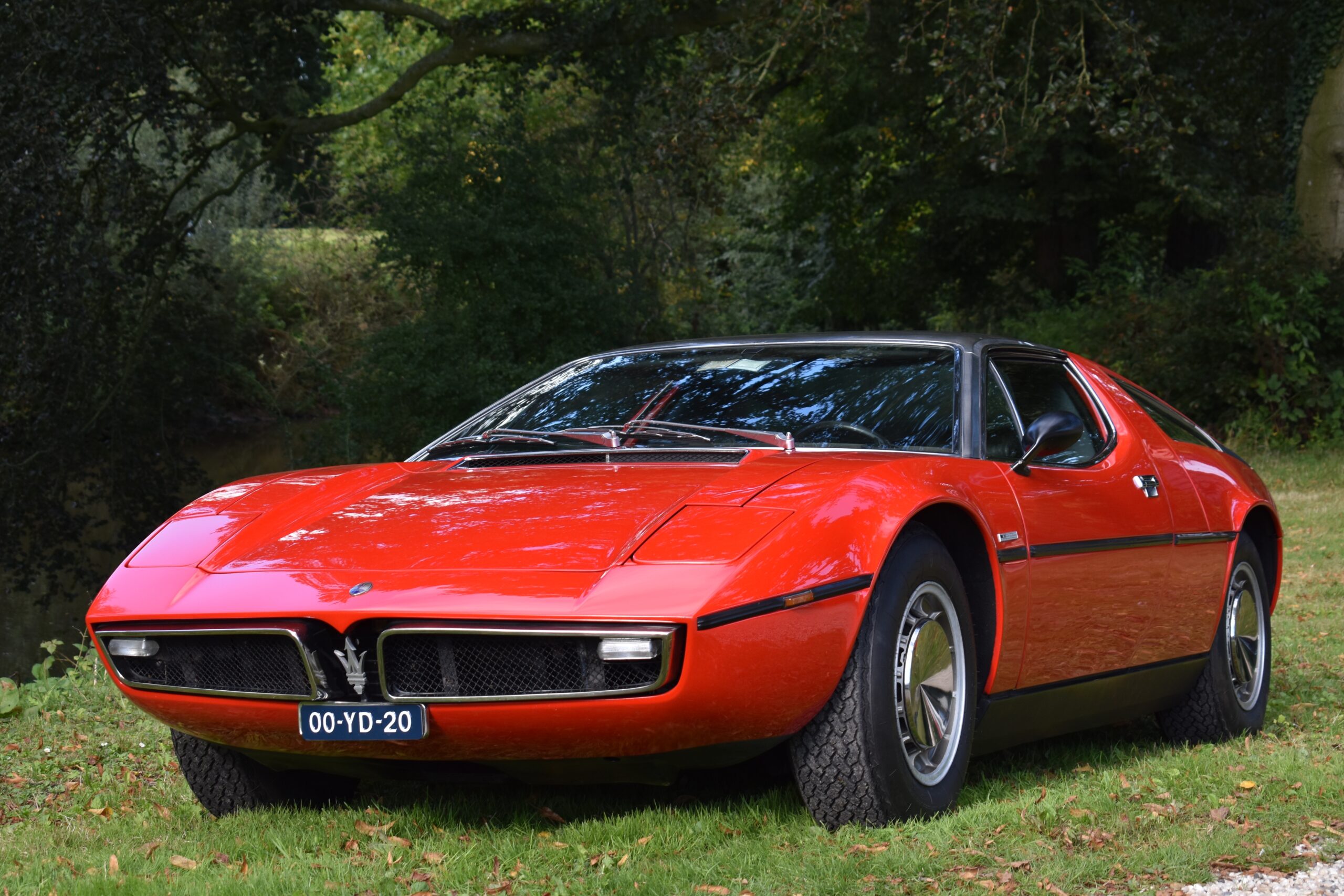 Maserati Bora scaled