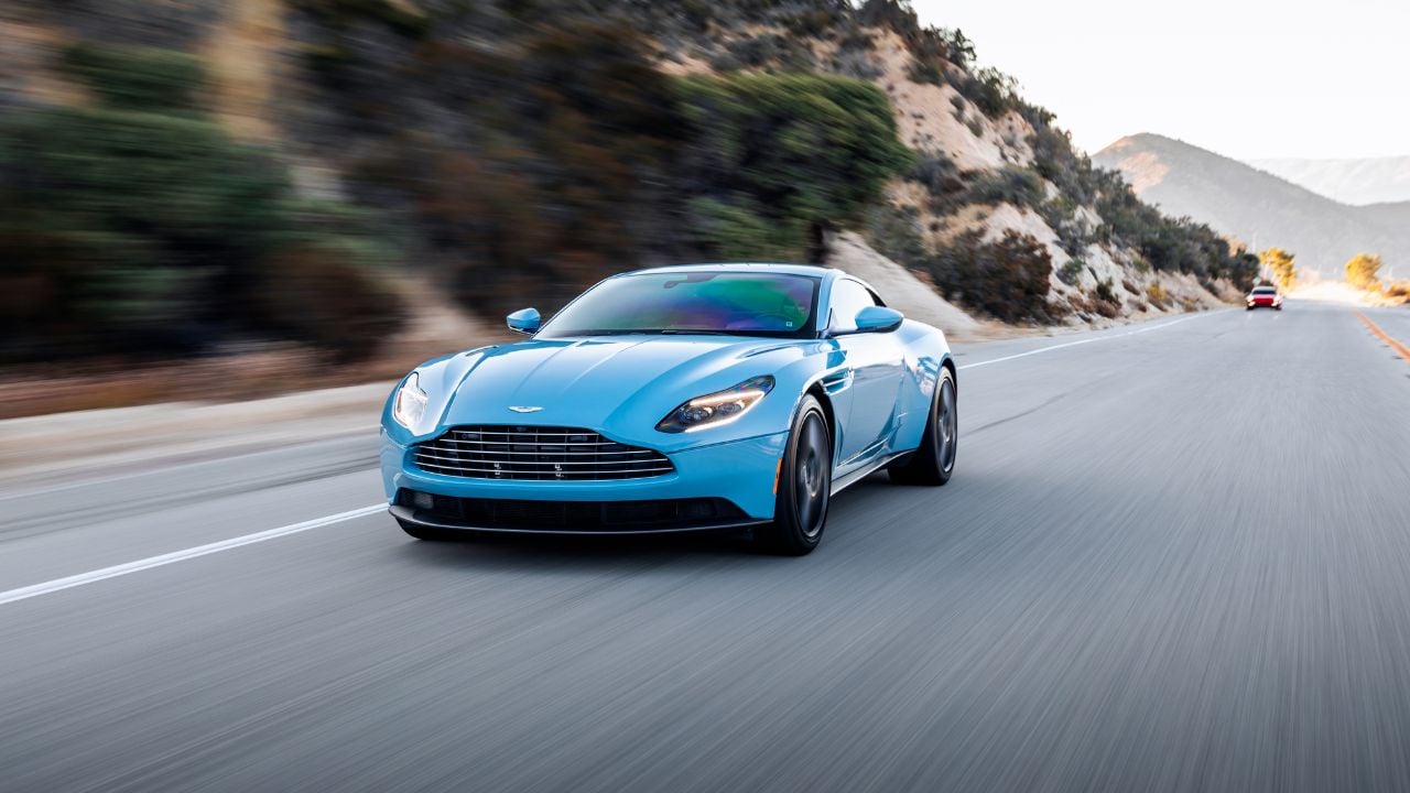 Aston Martin DB11