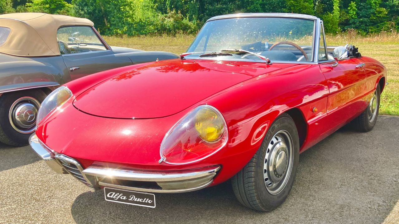 Alfa Romeo Spider (Duetto)