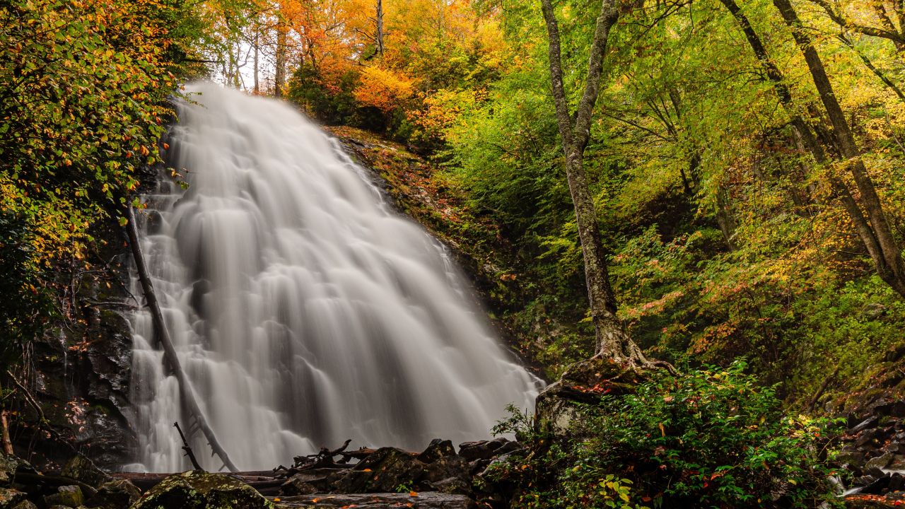 LITTLE SWITZERLAND, UNITED STATES - Feb 07, 2022: A beautiful view of Crabtree Falls with long exposure in North Carolina