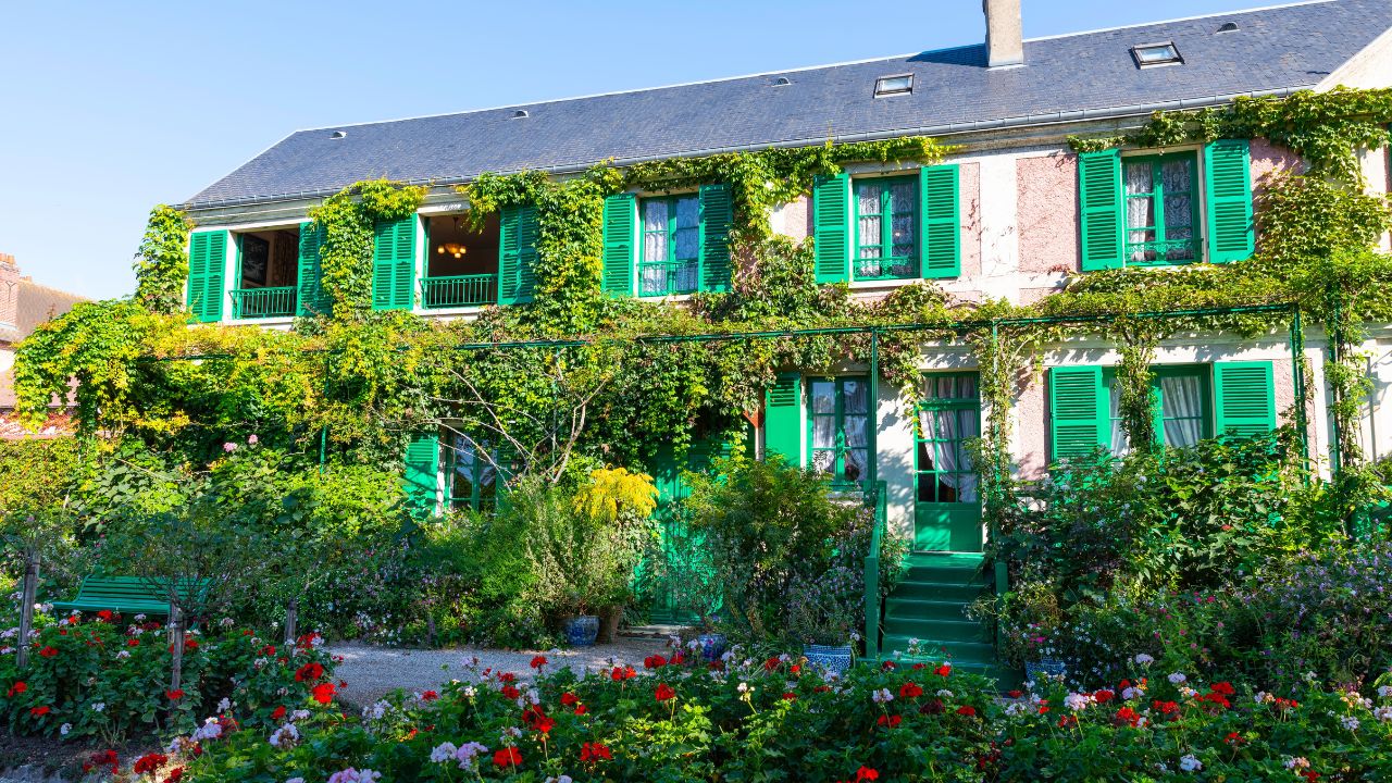 View of Monet s house and gardens at Giverny, Normandy, northern France