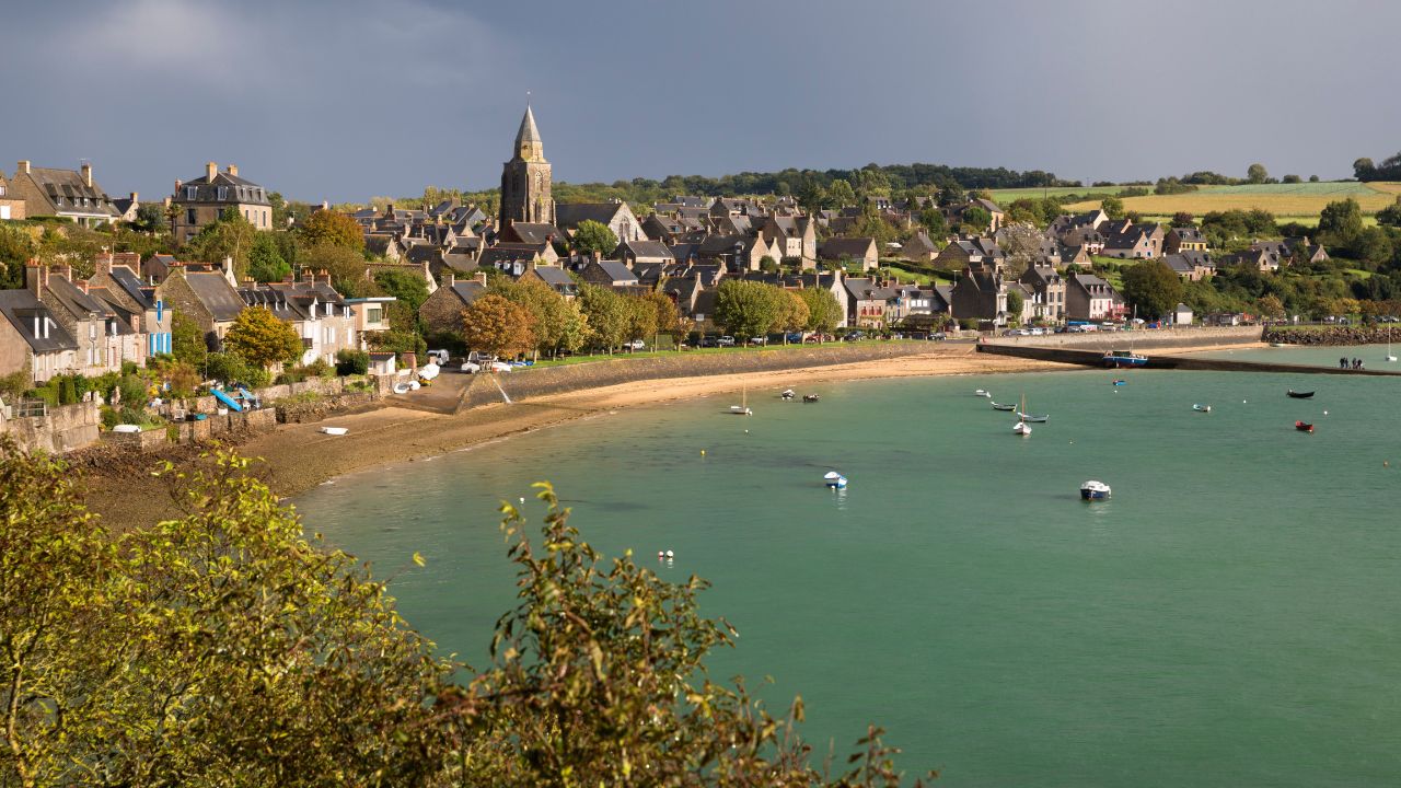 View over fishing village on River Rance, Saint-Suliac, Brittany, France, Europe
