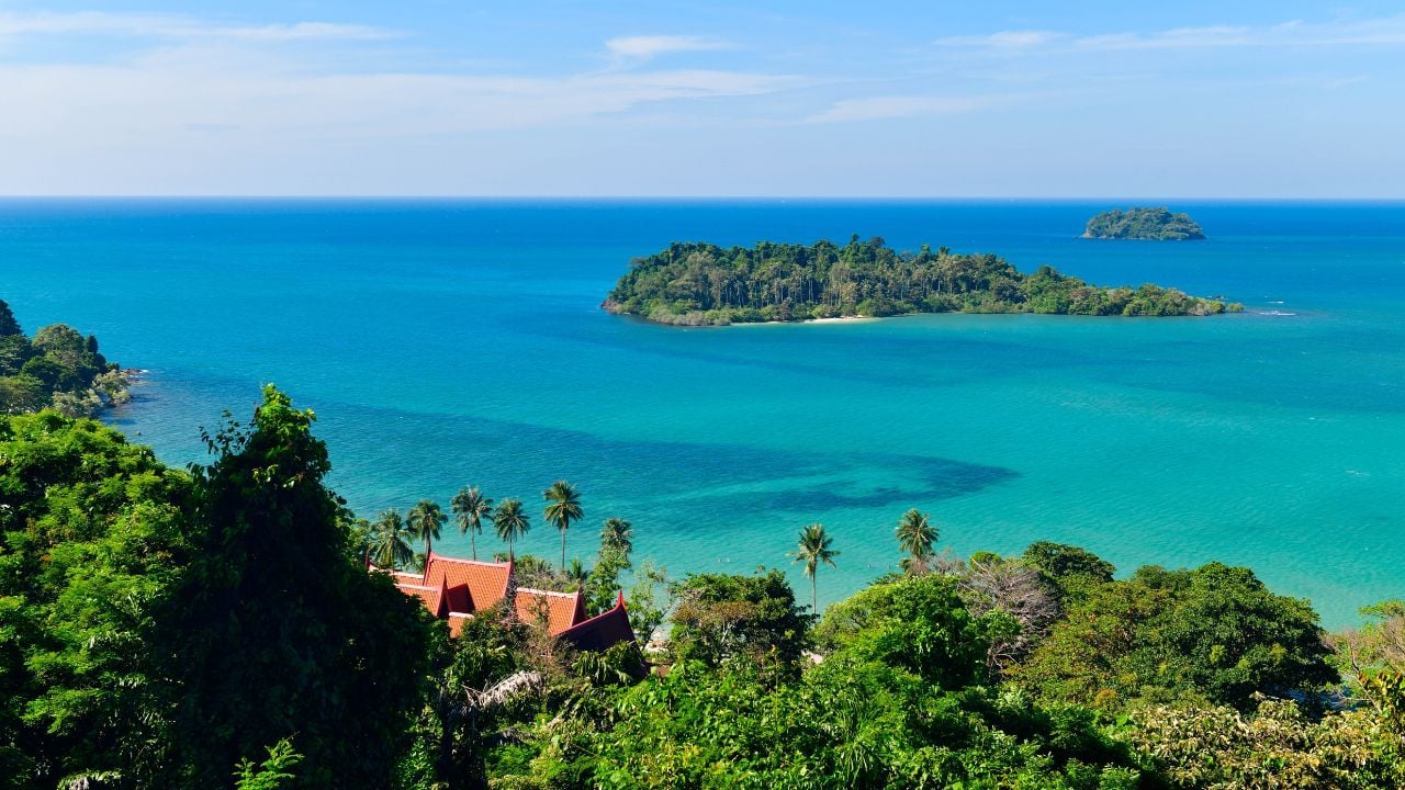 Seascape of Chang island(Koh chang) ,the famouse island of Thailand
