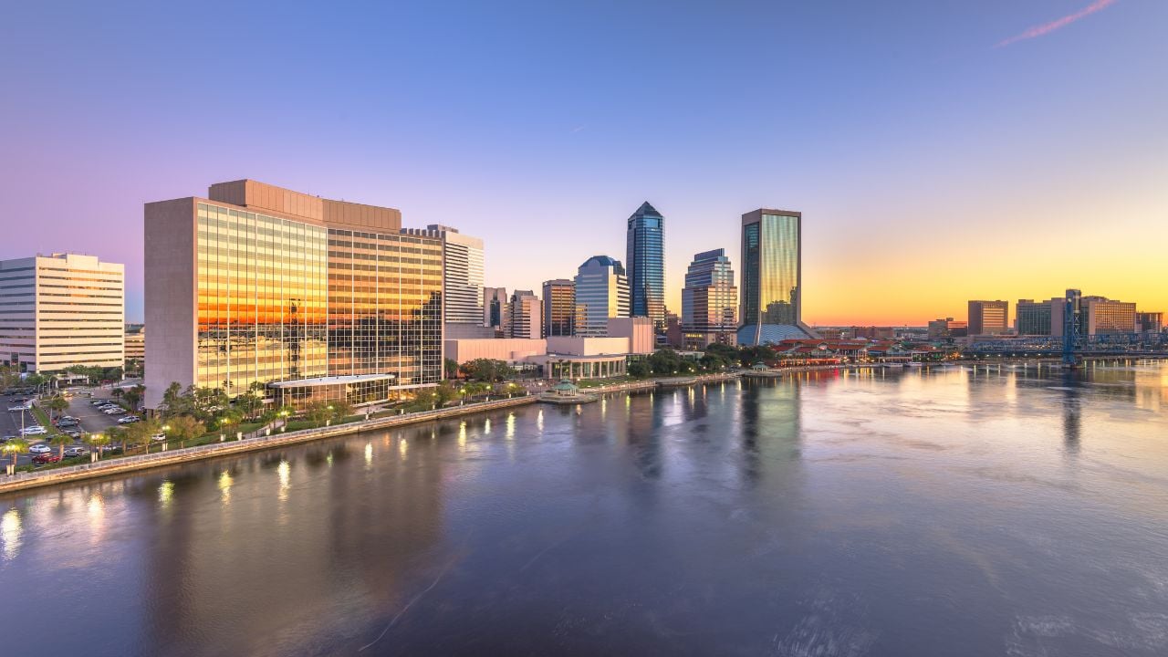 Jacksonville, Florida, USA downtown city skyline at dawn.