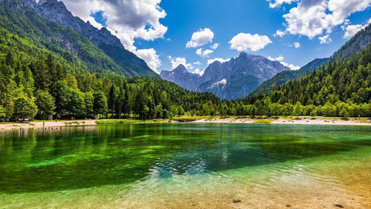 Jasna lake with beautiful mountains. Nature scenery in Triglav national park. Location: Triglav national park. Kranjska Gora, Slovenia, Europe. Mountain lake Jasna in Krajsnka Gora, Slovenia.