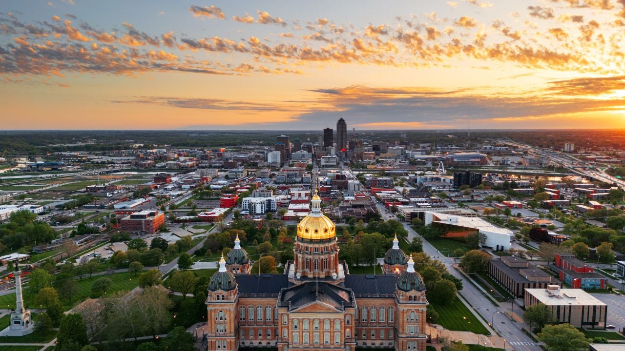 Des Moines, Iowa, USA at the Capitol Building from above.