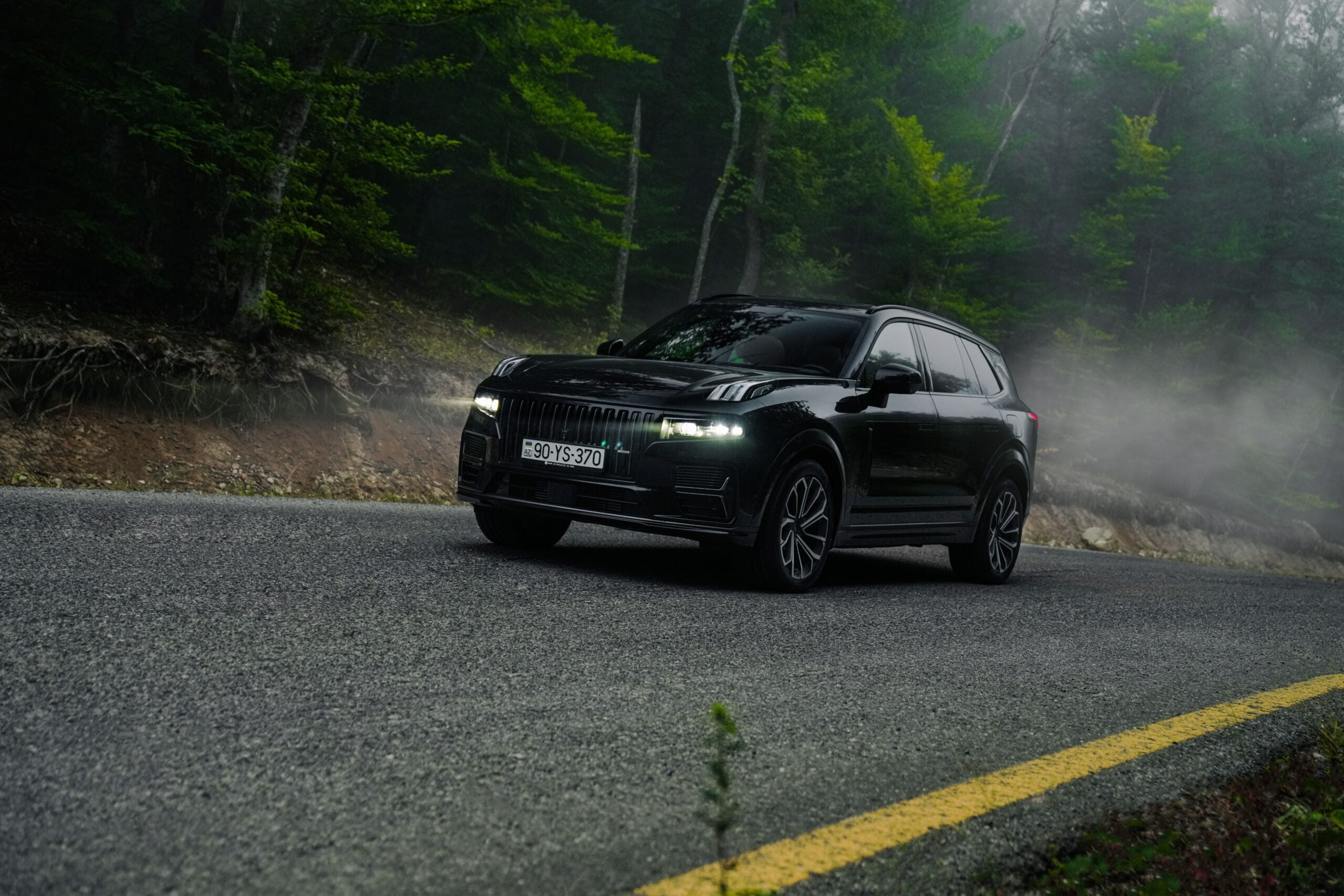 lynk & co 09